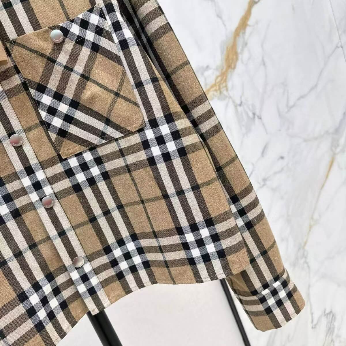 Vintage Classic Plaid Cropped Shirt