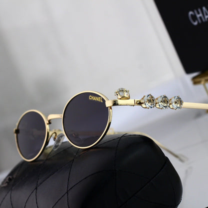 Modern Small Frame Metal Sunglasses