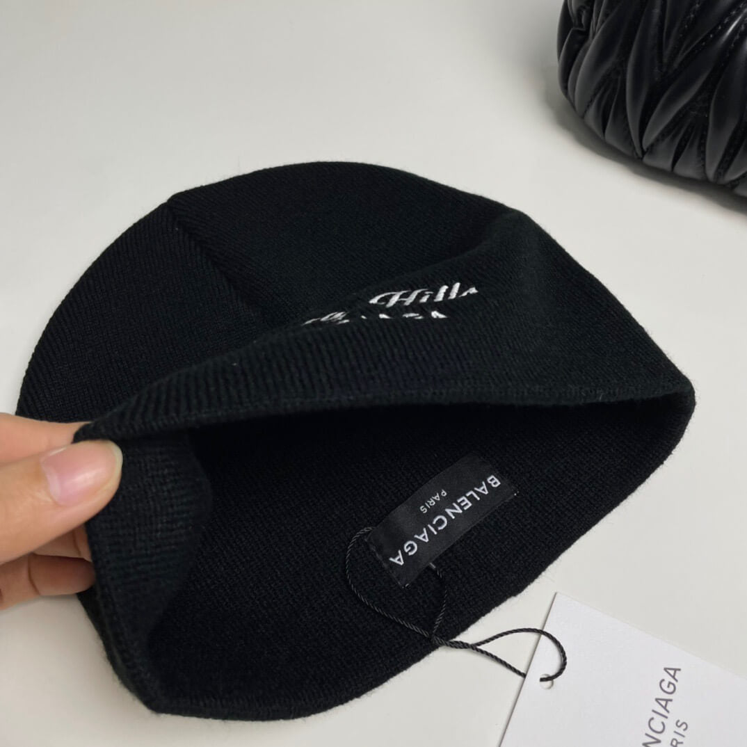 Minimalist Solid Color Knit Hat