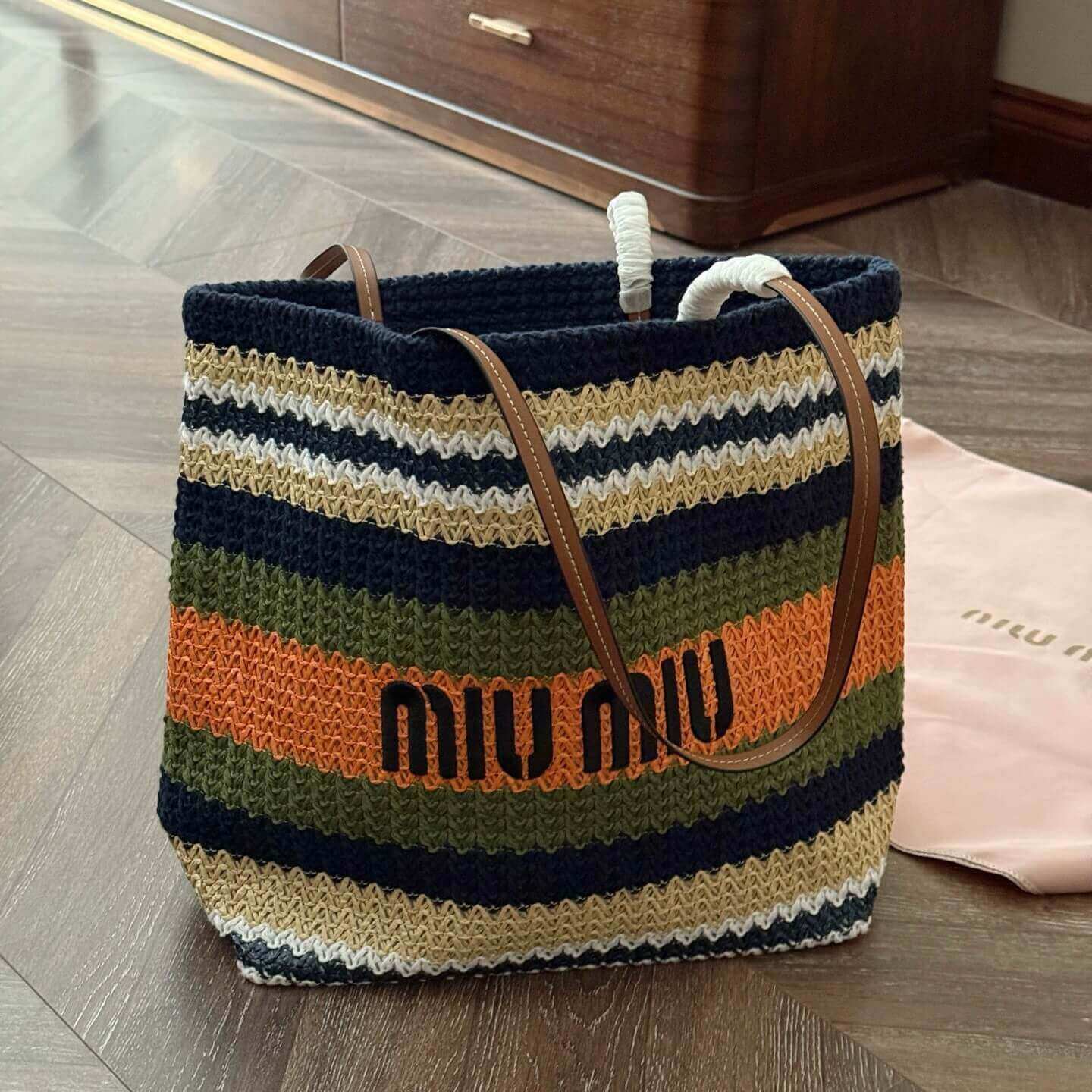 Colorful Woven Vacation-Style Bag
