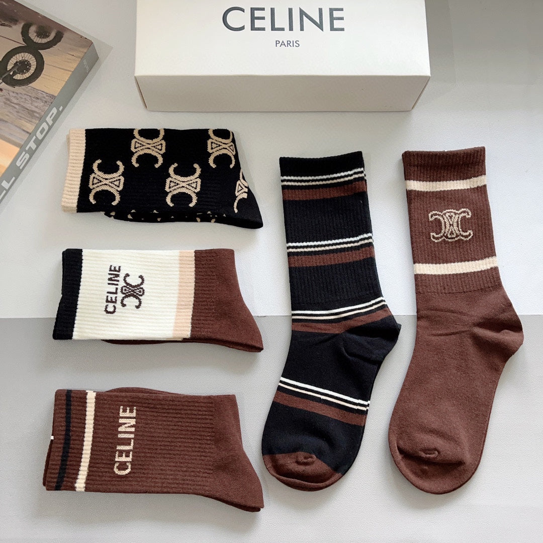 Brown Classic Pattern Socks