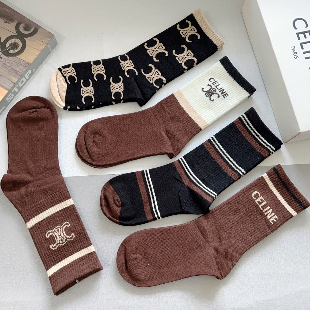 Brown Classic Pattern Socks